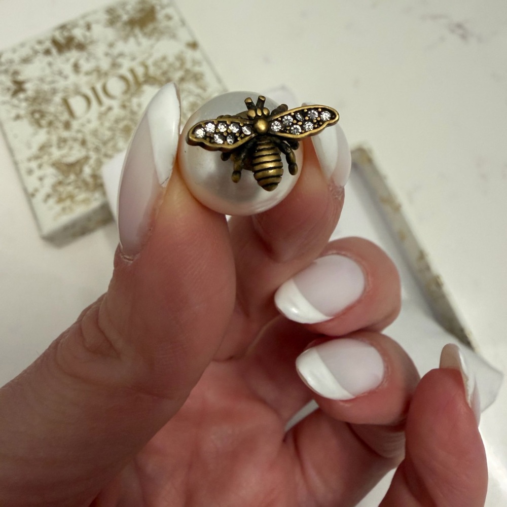 Dior pearl bee earrings